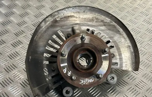 Chrysler Pacifica Front wheel hub spindle knuckle 