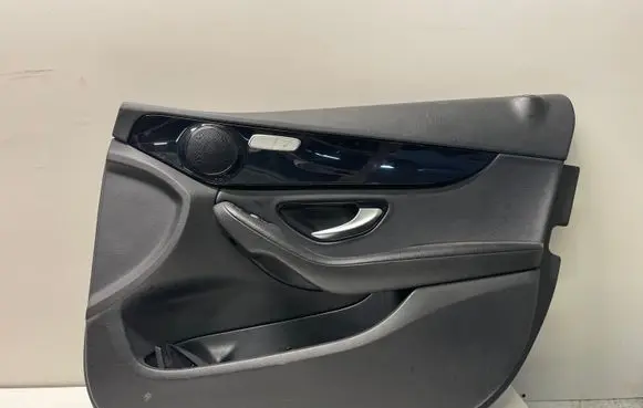 Mercedes-Benz C W205 Front door card panel trim A2055409209
