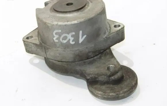Honda CR-V Generator/alternator belt tensioner