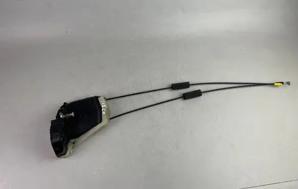 Subaru Impreza IV Rear door lock