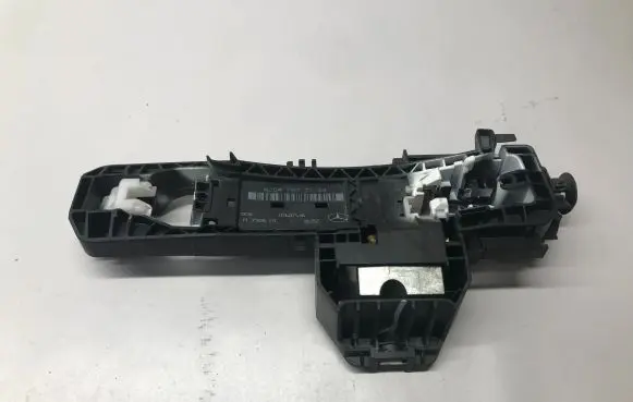 Mercedes-Benz C W204 Rear door interior handle A2047602134