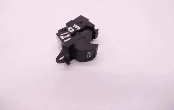 Volvo XC60 Electric window control switch 30773977 D121
