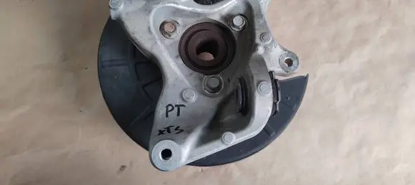 Cadillac XTS Stub axle 