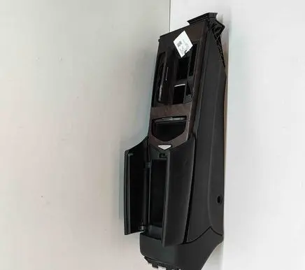 Maserati Ghibli Center console 670085464 673002139