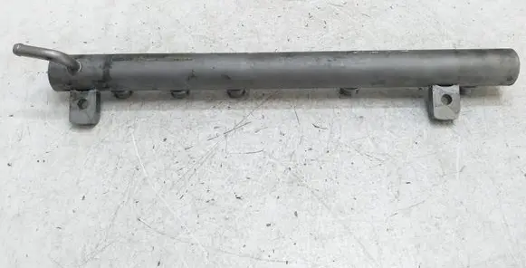 Mercedes-Benz B W245 Fuel main line pipe A6400701295 A6400701295004