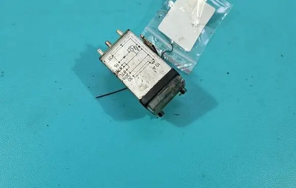 Mercedes-Benz E W124 Other relay 2015403245 IMPRK1538100