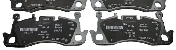 Audi e-tron Brake pads (front) 95C698151