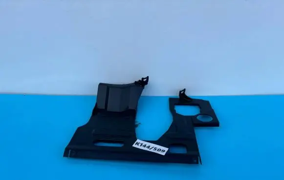 Mercedes-Benz Vito Viano W639 Dashboard lower bottom trim panel A6396800806