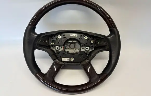 Mercedes-Benz S W221 Steering wheel A2214600303 A2218201611