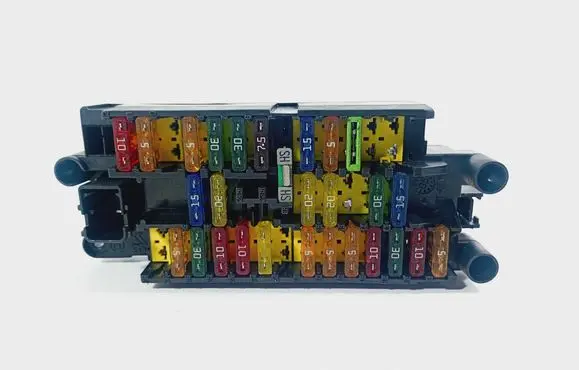 Peugeot Expert Fuse module 9635519180 289128