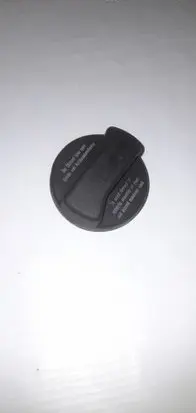 Volkswagen Golf IV Oil filler cap 026103485
