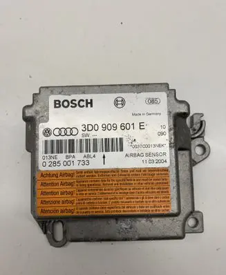 Volkswagen Phaeton Airbag control unit/module 3D0909601E 0285001733