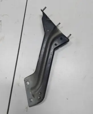 Audi Q5 SQ5 8R Fender mounting bracket 8R0821135
