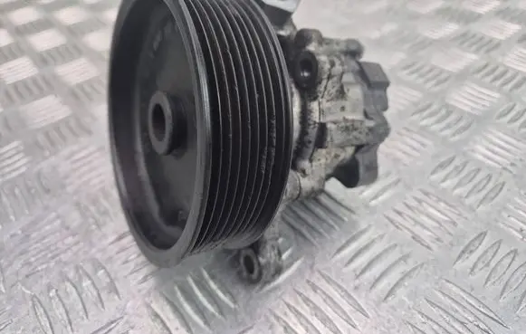 Mercedes-Benz S W221 Power steering pump A0044668901 7691332151