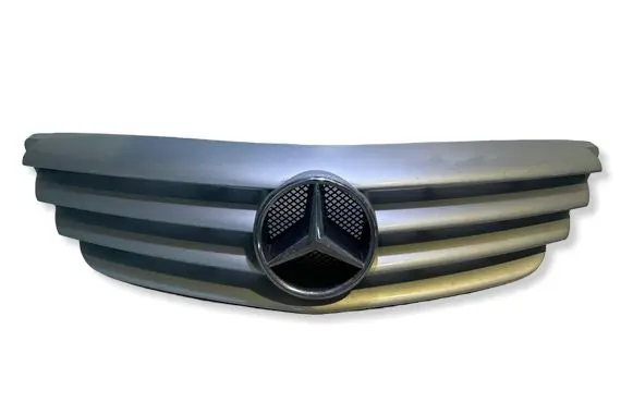 Mercedes-Benz A W169 Front grill A1698800183