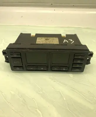Audi A3 S3 8P Climate control unit 5HB00760810