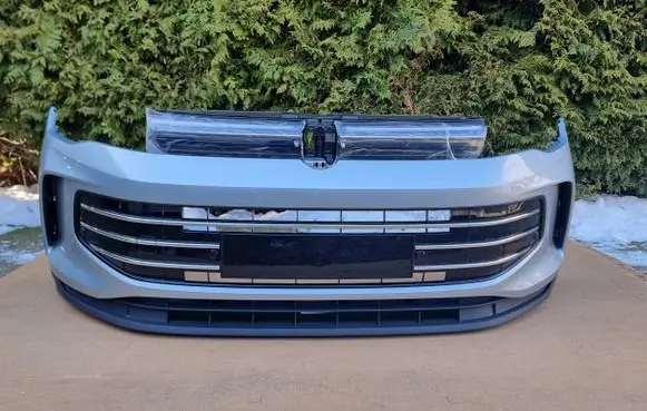 Volkswagen Tiguan Front bumper 571807221