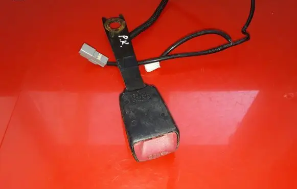 Lexus GS 300 350 430 450H Front seatbelt buckle E034501 B480