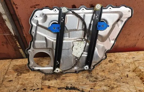 Audi A8 S8 D3 4E Rear door window regulator with motor 4E0839849 4E0959801C