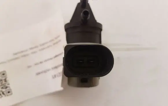 Volkswagen PASSAT B6 Turbo solenoid valve 1J0906283C