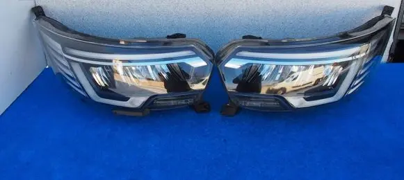 Renault Trafic III (X82) Headlights/headlamps set 260601790R 260102899R