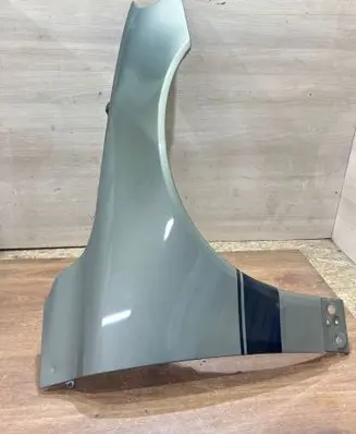 Volvo V70 Fender