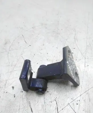 Volkswagen PASSAT CC Rear door upper hinge