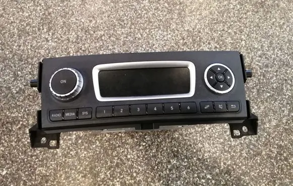 Smart ForTwo II Radio/CD/DVD/GPS head unit A4519011401