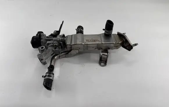 Toyota Auris E180 EGR valve cooler 2560137010B 24G15A0279 J2D02072Y1AS