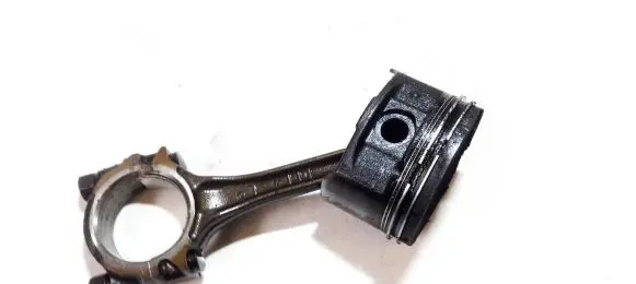 Piston with connecting rod