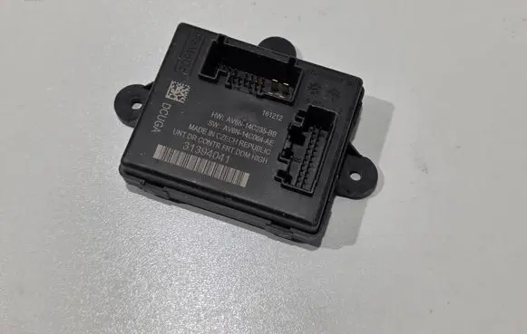 Volvo V40 Cross country Door control unit/module 31394041