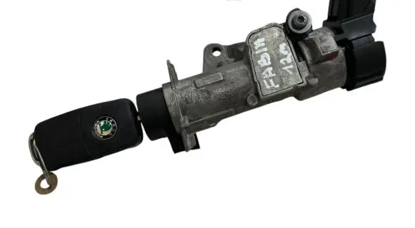 Skoda Fabia Mk2 (5J) Ignition lock 6R0905851D