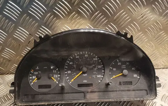 Mercedes-Benz ML W163 Speedometer (instrument cluster) 1635404111