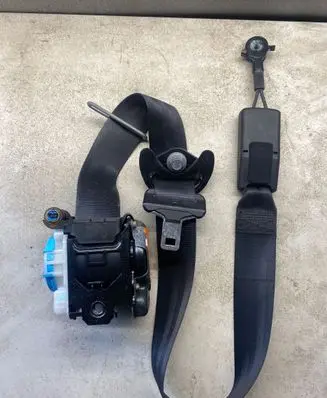 Citroen C4 Grand Picasso Front seatbelt 96747820XT 502UE261BH 307300999G2