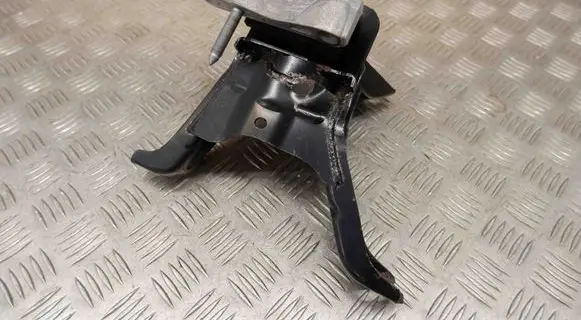 Toyota C-HR I Engine mount bracket 123050T330