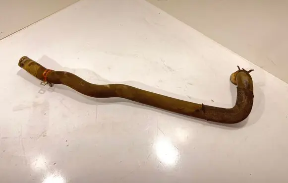 BMW 5 F10 F11 Engine coolant pipe/hose 1547681002