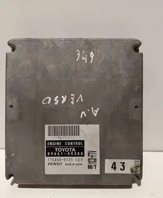 Toyota Avensis Verso Engine control unit/module 8966144300 1758005121