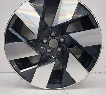 Volvo XC40 R21 alloy rim 32358303
