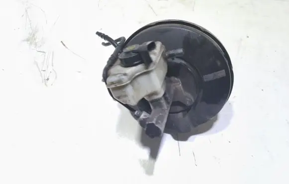 Volkswagen Golf V Brake booster 1K1614105AJ