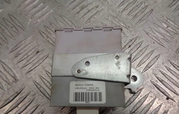 Toyota Corolla E120 E130 Sliding door control unit/module 8974102050