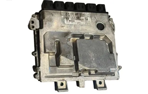 Mercedes-Benz GLE (W166 - C292) Engine control unit/module A6569001600 A6569010200 0281034751