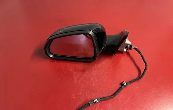 Front door electric wing mirror