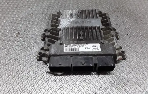 Volvo V50 Engine control unit/module 30729518 5WS40212GT