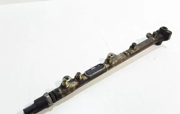 Fuel main line pipe