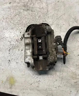 Porsche Cayenne (9PA) Rear brake caliper