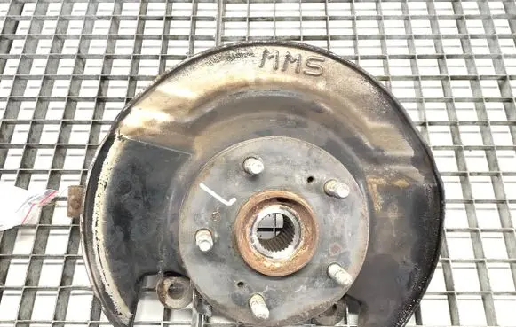 Honda CR-V Front wheel hub spindle knuckle