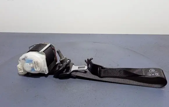 Jeep Grand Cherokee Front seatbelt 1GE12DX9AC