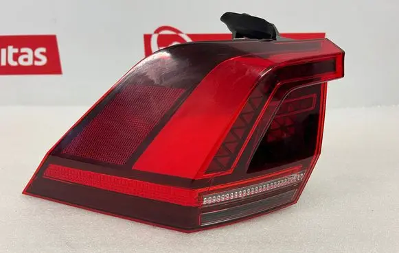 Volkswagen Tiguan Rear/tail lights 2SD01252101 5NA945207F