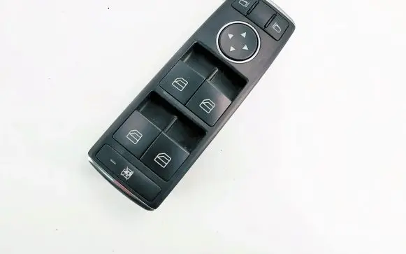 Mercedes-Benz A W176 Electric window control switch 1669054300 A1669054300