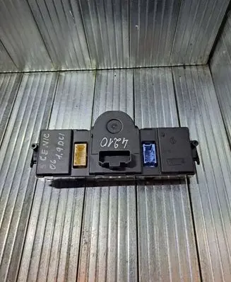 Renault Scenic II - Grand scenic II Climate control unit 8200501465 03755J